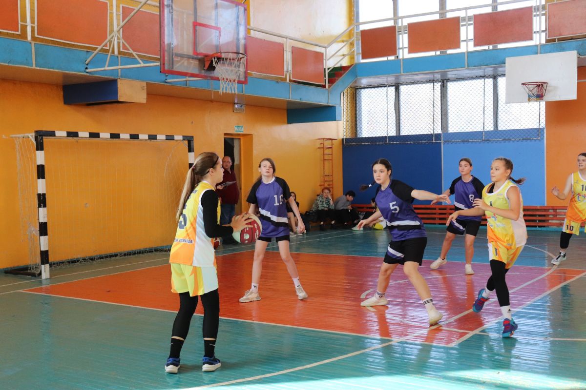 Юные спортсменки из Ливен стали лучшими на фестивале баскетбола