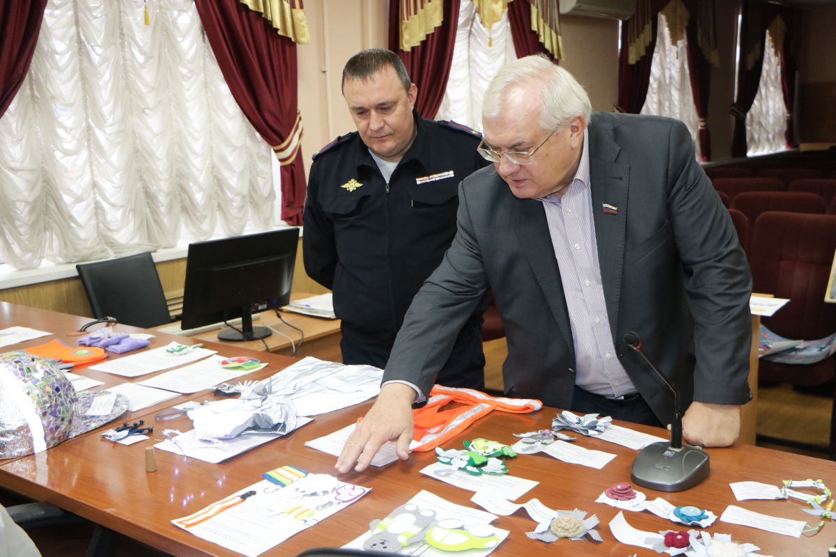 В Ивановской области подведены итоги конкурса по профилактике дорожно-транспортного травматизма: «Выйди из тени. Будь ярче!»