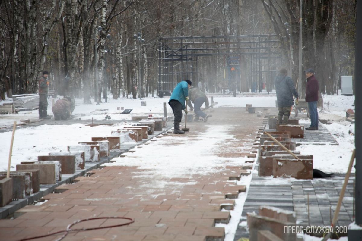 В ближайшие дни в обновленном Парке Ветеранов будет включено уличное  освещение | 01.11.2023 | Вологда - БезФормата