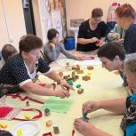 В Доме Культуры «Заря» в Няндоме работает мастерская северного костюма