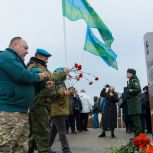 В Оренбурге появилась стела памяти погибшим на СВО