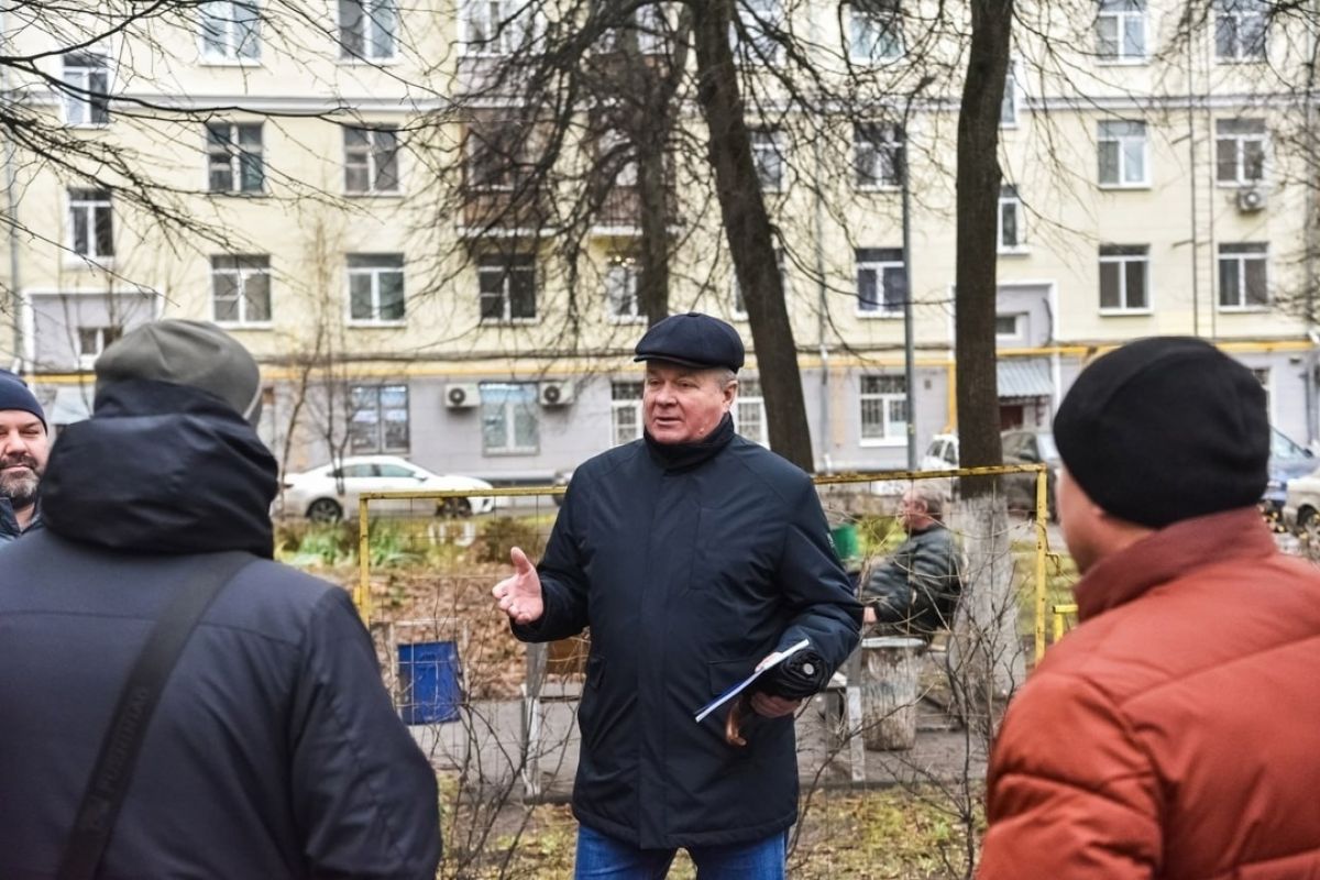 Депутат Мособлдумы Николай Черкасов проверил содержание территорий в Балашихе