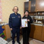 Депутат-единоросс  в Кизилюрте посетил семьи погибших участников СВО