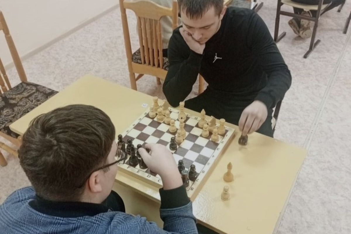 «Единая Россия» поддержала шахматный турнир в Старице Тверской области