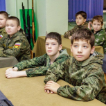 Дмитрий Шаповалов провёл патриотическую встречу с курсантами центра «Подвиг» в преддверии Дня Героев Отечества