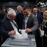 Алтайские единороссы обновили руководящие органы партии в регионе
