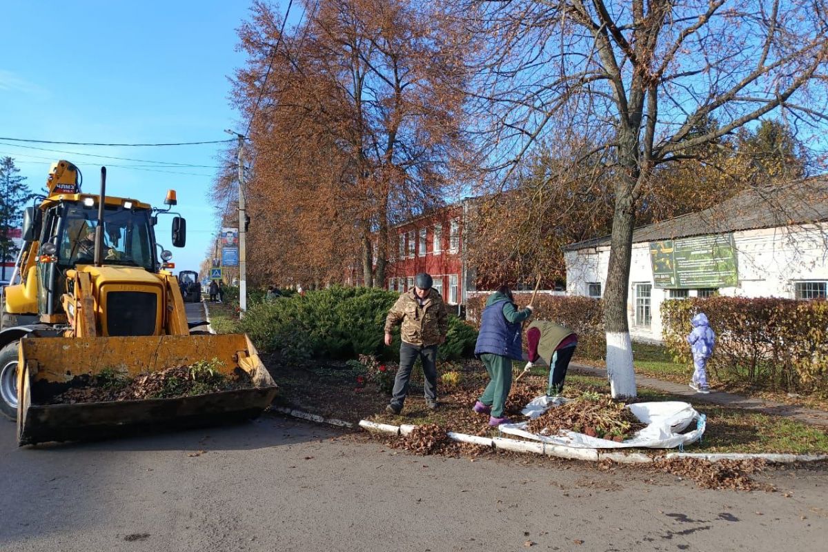 Осенние субботники – добрая традиция единороссов