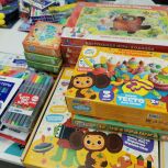 «Единая Россия» продолжает сбор подарков для «Коробки храбрости» по всей стране