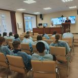На площадке центра подготовки кадров для Костромской области состоялась встреча с девятиклассниками гимназии №33