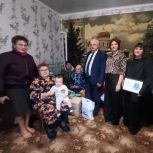«Единая Россия» поздравила со 100-летием жителя хутора Новониколаевский и ветерана Великой Отечественной войны Ивана Константиновича Назаренко