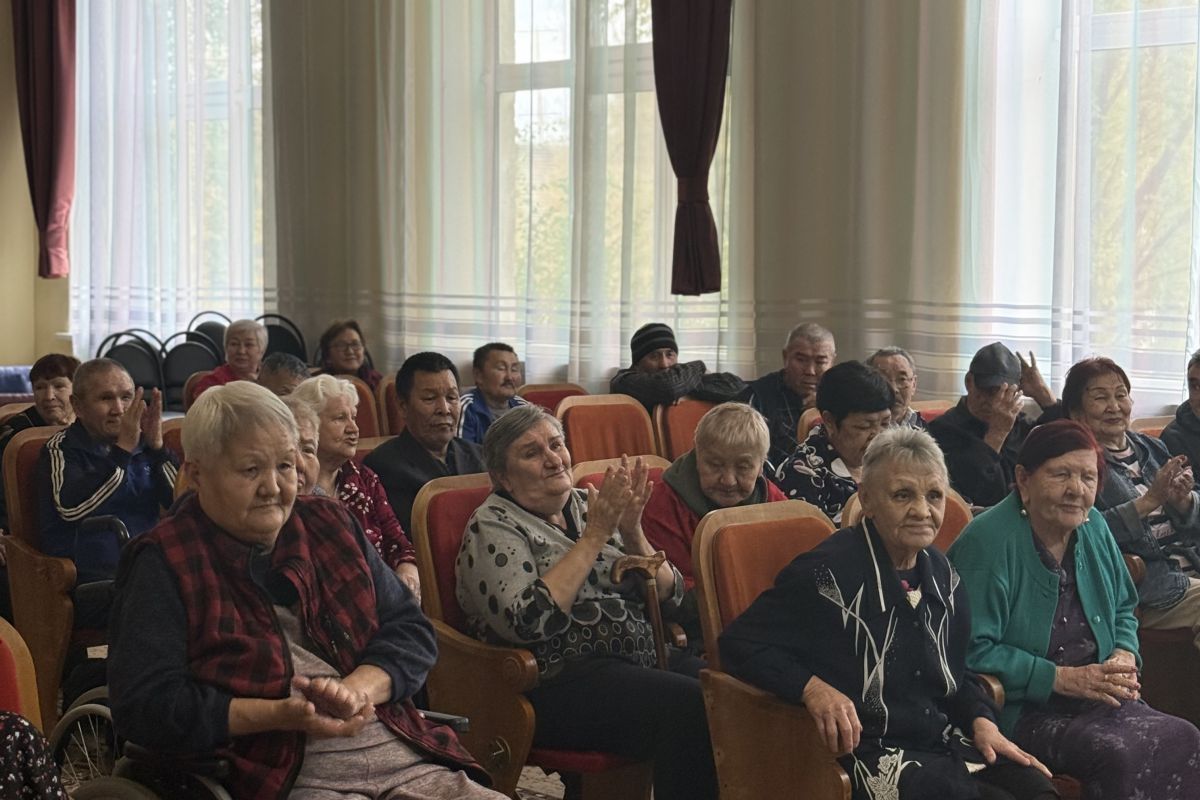 В Международный день бабушек и дедушек в БУ РК «Элистинском доме-интернате для престарелых и инвалидов» прошло мероприятие