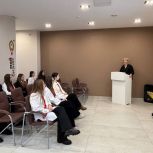 «Единая Россия» провела для школьников Губкинского (ЯНАО) лекцию о бизнес-планировании и господдержке