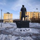 «Городская среда»: Сергей Спицын провел промежуточный мониторинг работ по благоустройству сквера имени Л.Ф. Гриневецкого