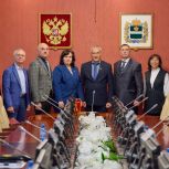 Делегация тверских законодателей обменялась опытом с коллегами из Законодательного Собрания Калужской области