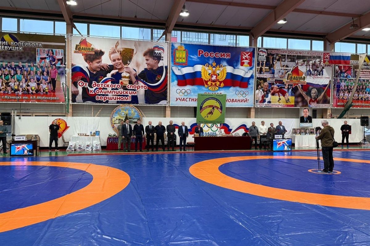 «Единая Россия» поддержала соревнования по греко-римской борьбе