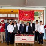 В сельской гимназии Дагестана «Единая Россия» установила Парту Героя в честь выпускников, погибших в зоне СВО