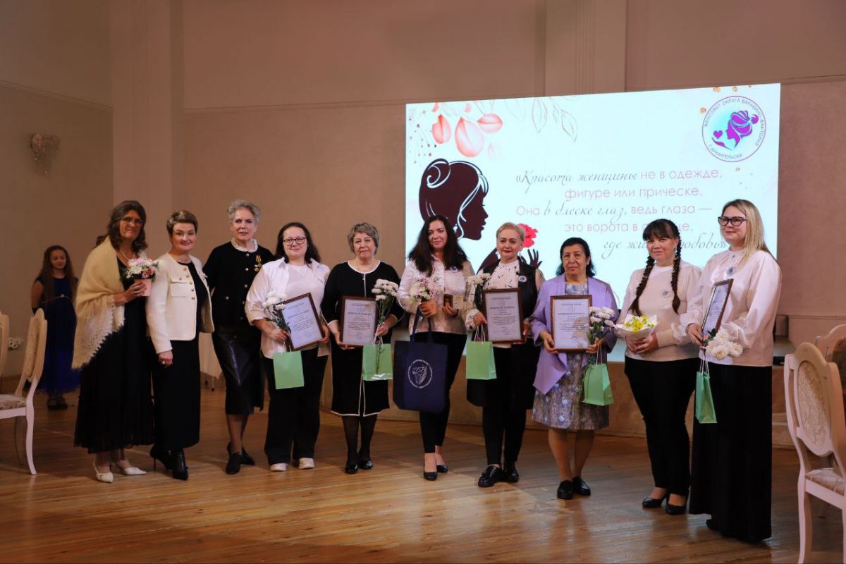 В Архангельске чествовали активисток женсовета округа Варавино-Фактория