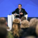 Дмитрий Медведев поручил проработать вопрос проведения конкурса «Единой России» «Народный депутат» ежегодно