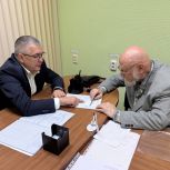 Депутат ЧГСД Алексей Васильев провел прием граждан