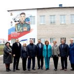 Партийный десант «Единой России» оценил ход капремонта двух школ Шигонского района