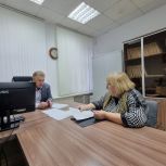 Единоросс Александр Кичигин на личном приеме разбирался с проблемами граждан