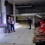При поддержке «Единой России» в Новосибирске вручили памятные знаки «Детям, ковавшим Победу»
