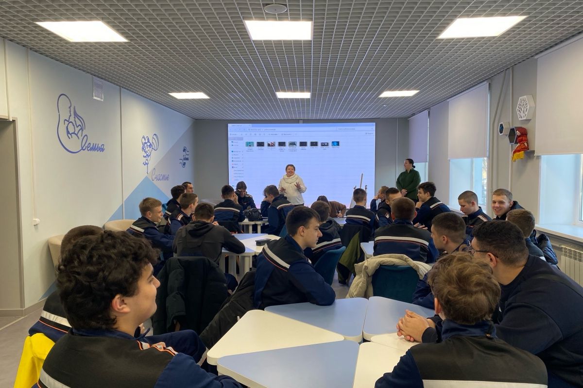 При поддержке партии «Единая Россия» состоялась встреча со студентами второго курса Рязанского колледжа электроники