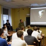 «Единая Россия» провела уроки мужества в школах Екатеринбурга