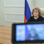 Вклад серебряных волонтёров в поддержку участников СВО обсудили на селекторном совещании в Совете Федерации