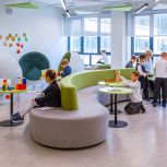 Сергей Собянин сообщил о планах строительства и реконструкции около 120 школьных зданий