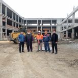 Активисты «Единой России» посетили стройплощадки соцобъектов в Чеченской Республике