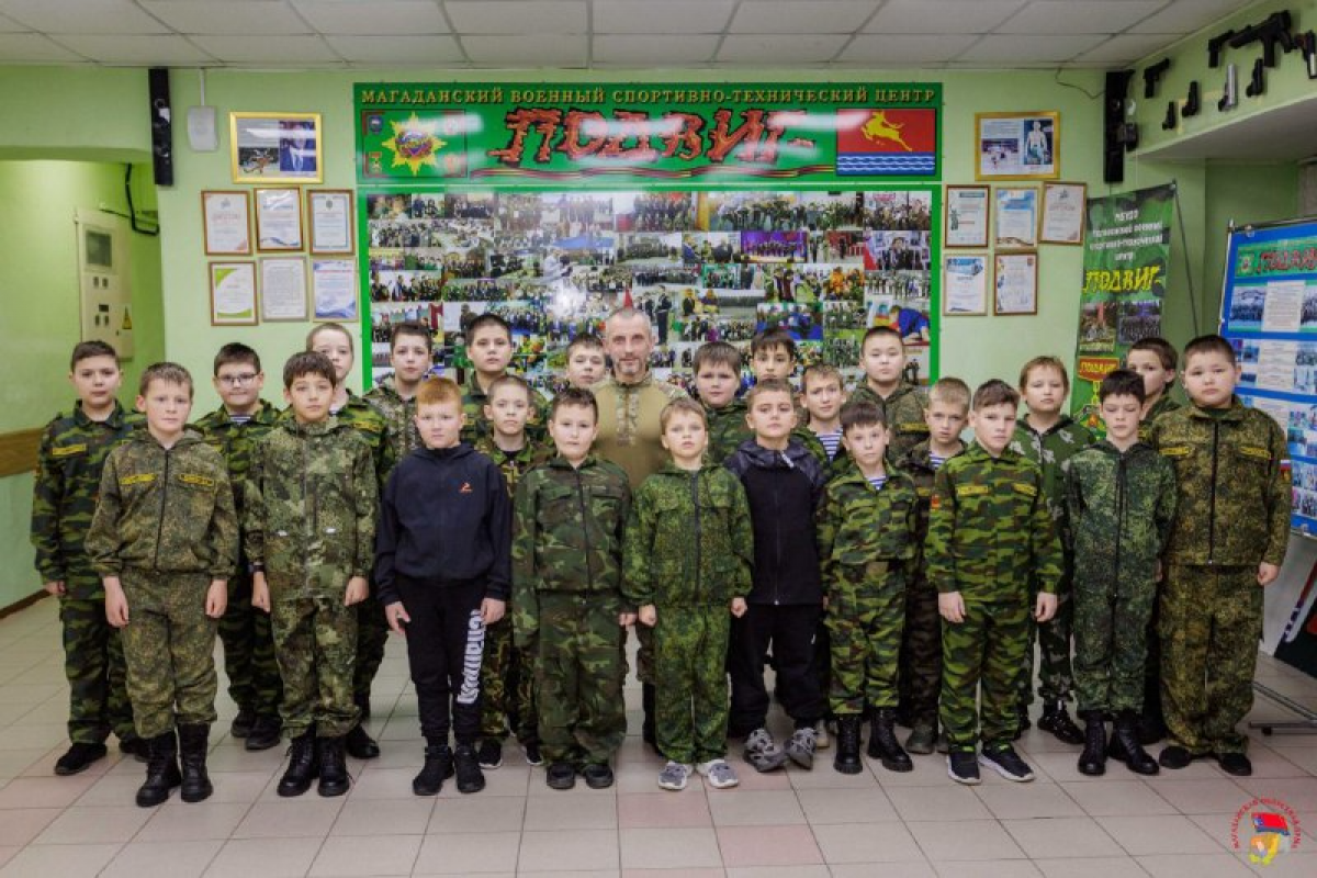 Дмитрий Шаповалов провёл патриотическую встречу с курсантами центра «Подвиг» в преддверии Дня Героев Отечества