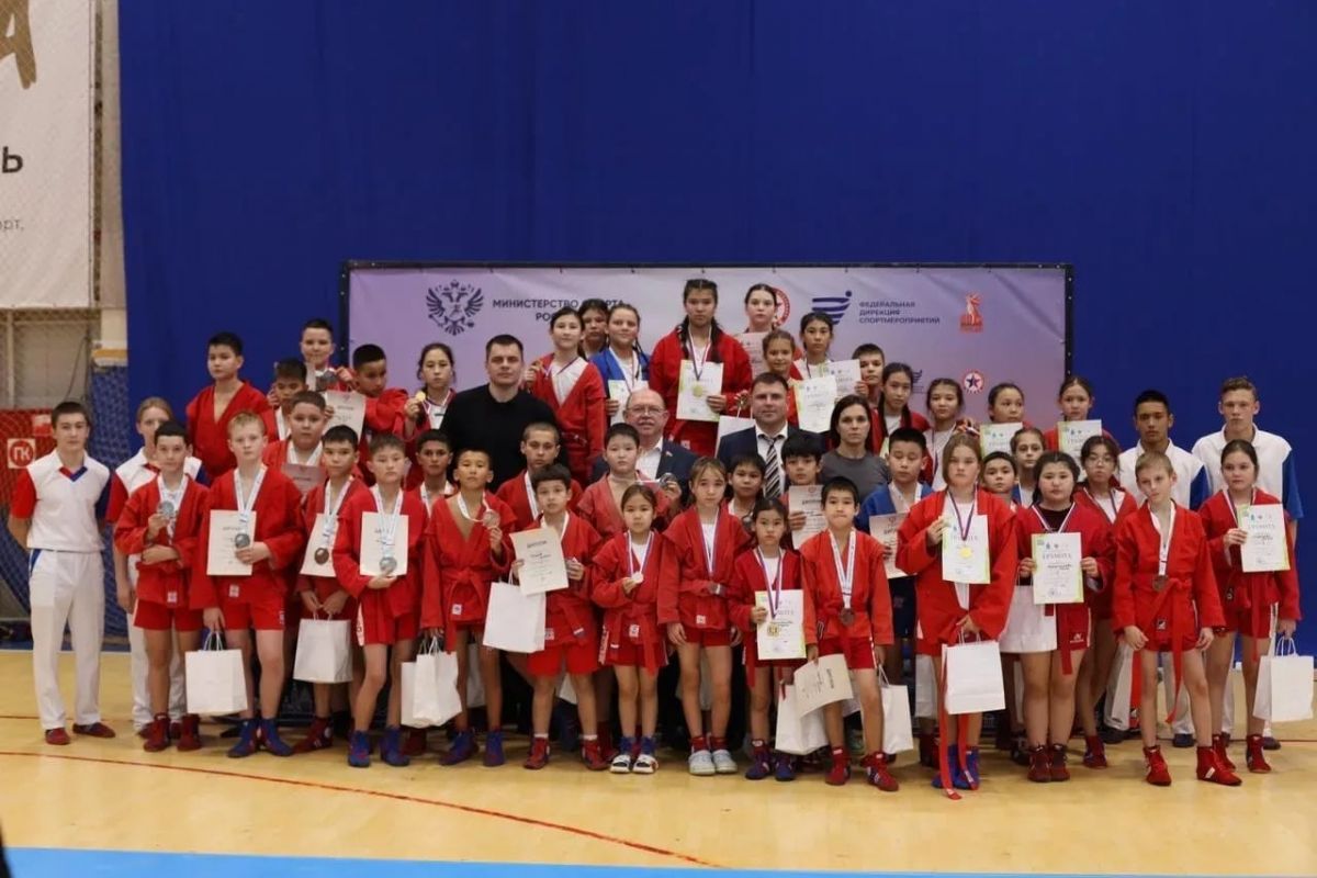 В Астрахани состоялись соревнования по самбо в рамках партпроекта «Выбор сильных»