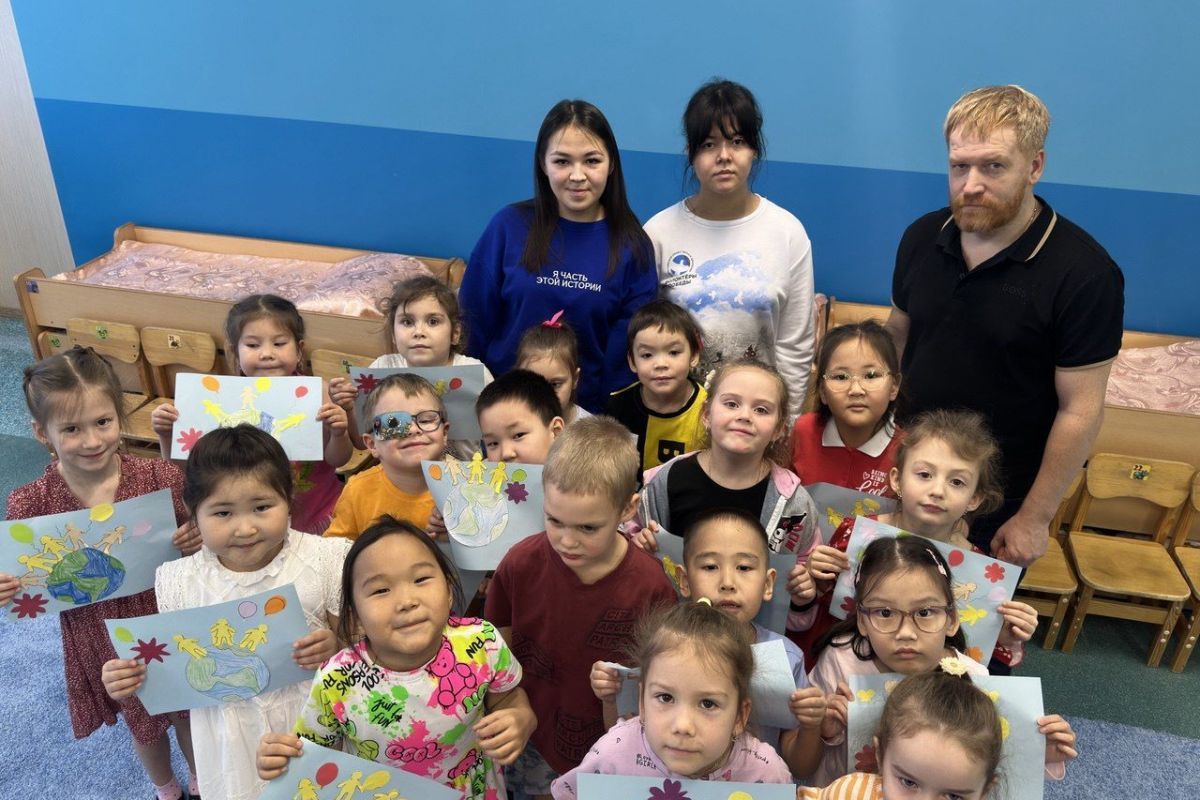 Единороссы Анадыря провели мастер-класс акцию в честь Всемирного дня ребёнка