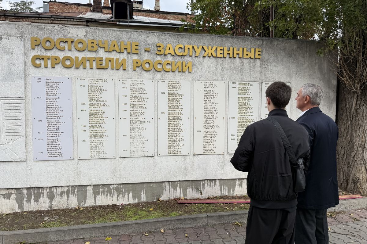 Депутат «Единой России» Ашот Хбликян провел выездной прием граждан по вопросам ЖКХ в донской столице