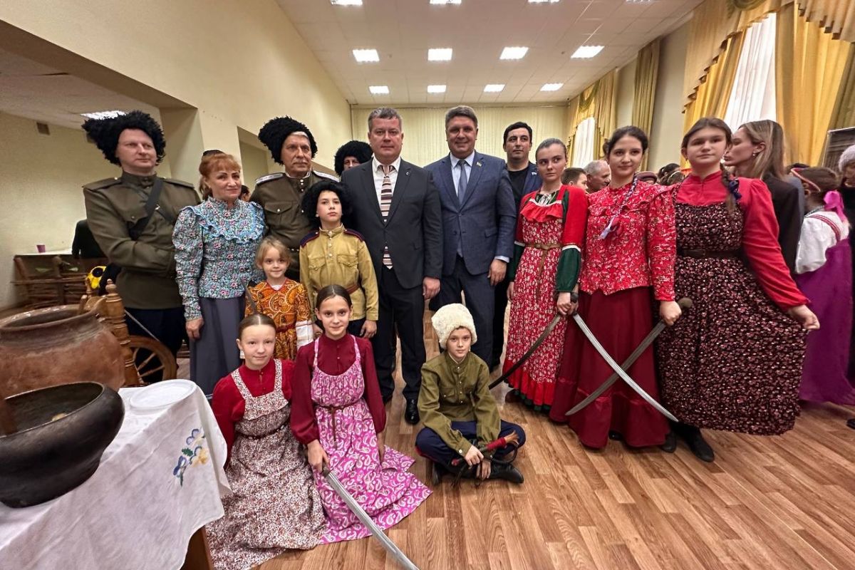 Донской депутат «Единой России» Владимир Влазнев принял участие в Фестивале культур народов России