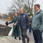 Партийный десант проверил ход ремонта детского сада в Горшечном