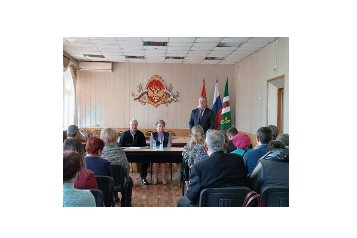 Сергей Кузьменко встретился с ветеранами Пограничного округа