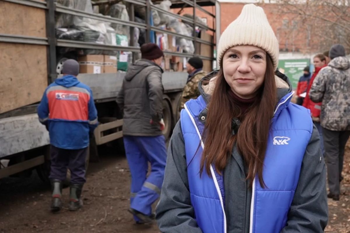 Волонтёры «Единой России» из Красноярского края отправили корма в приюты для бездомных животных Курской области