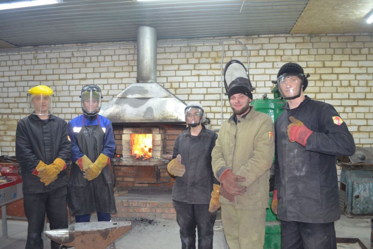 «Единая Россия» поможет участникам СВО с обучением и трудоустройством