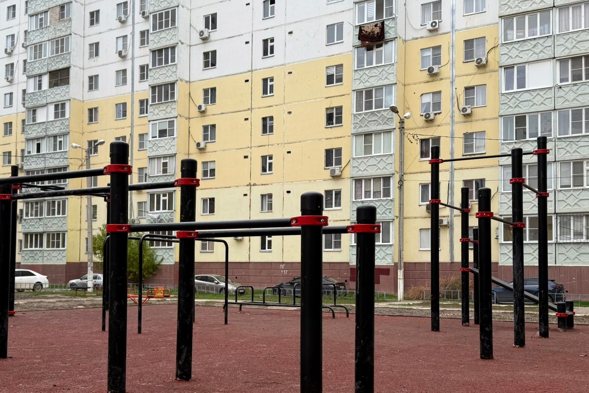 Депутаты «Единой России» установили  новую спортивную площадку на улице Куликова