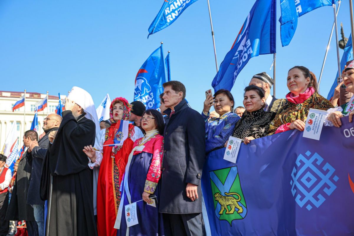 В Приморье отметили День народного единства и праздник Казанской иконы Божией Матери