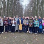 В Нестеровском районе единороссы почтили память русских солдат, павших в ходе Первой мировой войны