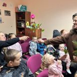 Надежда Дергунова поздравила матерей Кадомского района с приближающимся Днем матери