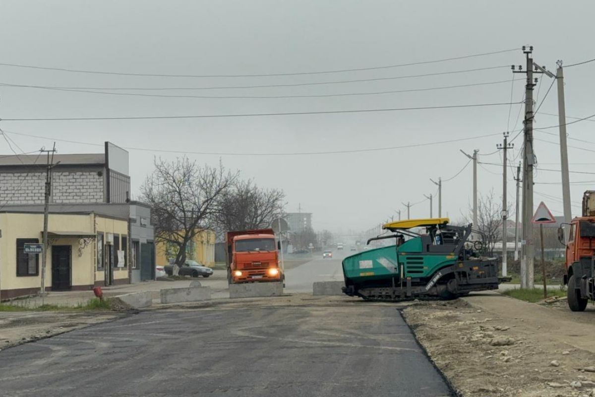 Партийный десант «Единой России» в рамках исполнения Народной программы провёл выездной мониторинг хода реконструкции автомобильного моста по улице Промысловой