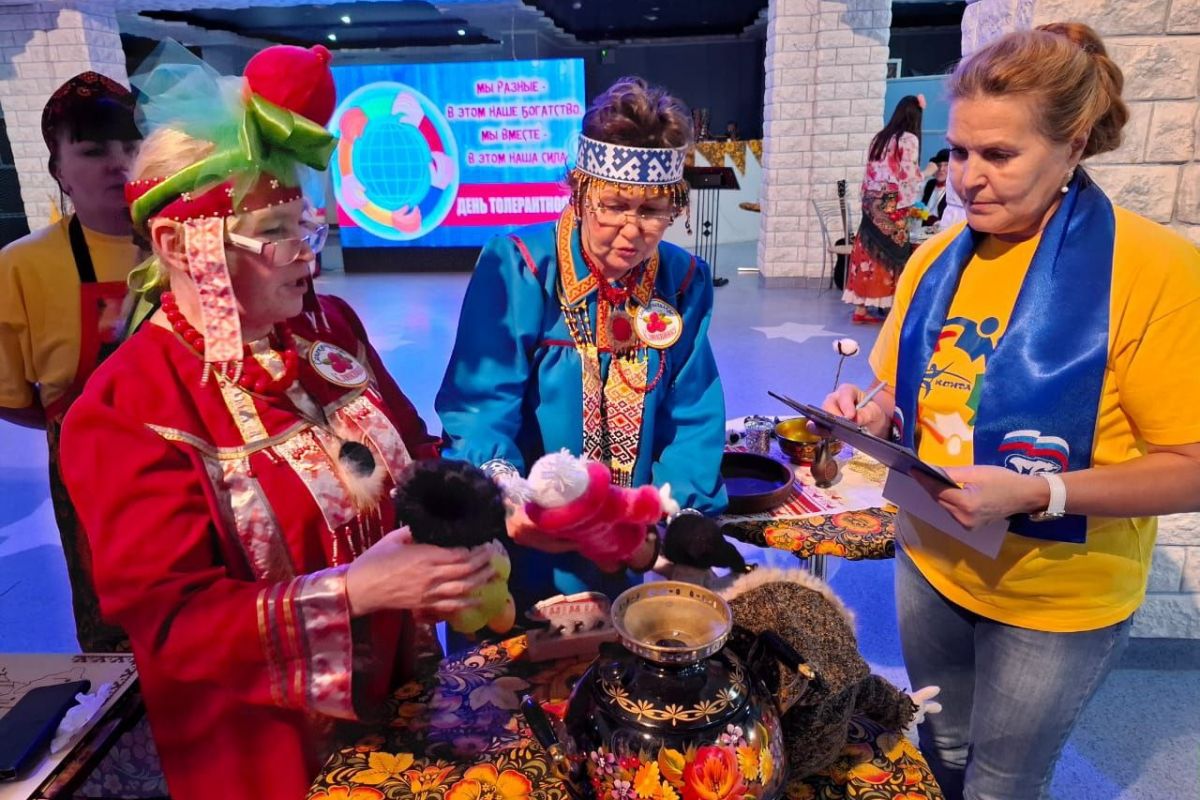 «Единая Россия» поддержала фестиваль народных культур в Ханты-Мансийском автономном округе