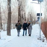 Депутат Заксобрания Дмитрий Козловский помог с обустройством пешеходной дорожки в Западном микрорайоне Новосибирска