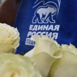 Мастер-классы, адресная помощь, поддержка семей участников СВО: «Единая Россия» поздравит жителей регионов с Днём матери