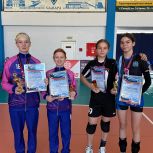 Яркий финал сезона: определились лучшие юные волейболистки региона