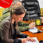 «Единая Россия» провела в военном госпитале в Луганске единый день приёмов участников СВО
